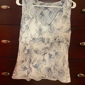 White Loft top sz 8